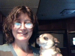 Meet your Posher, Leonor